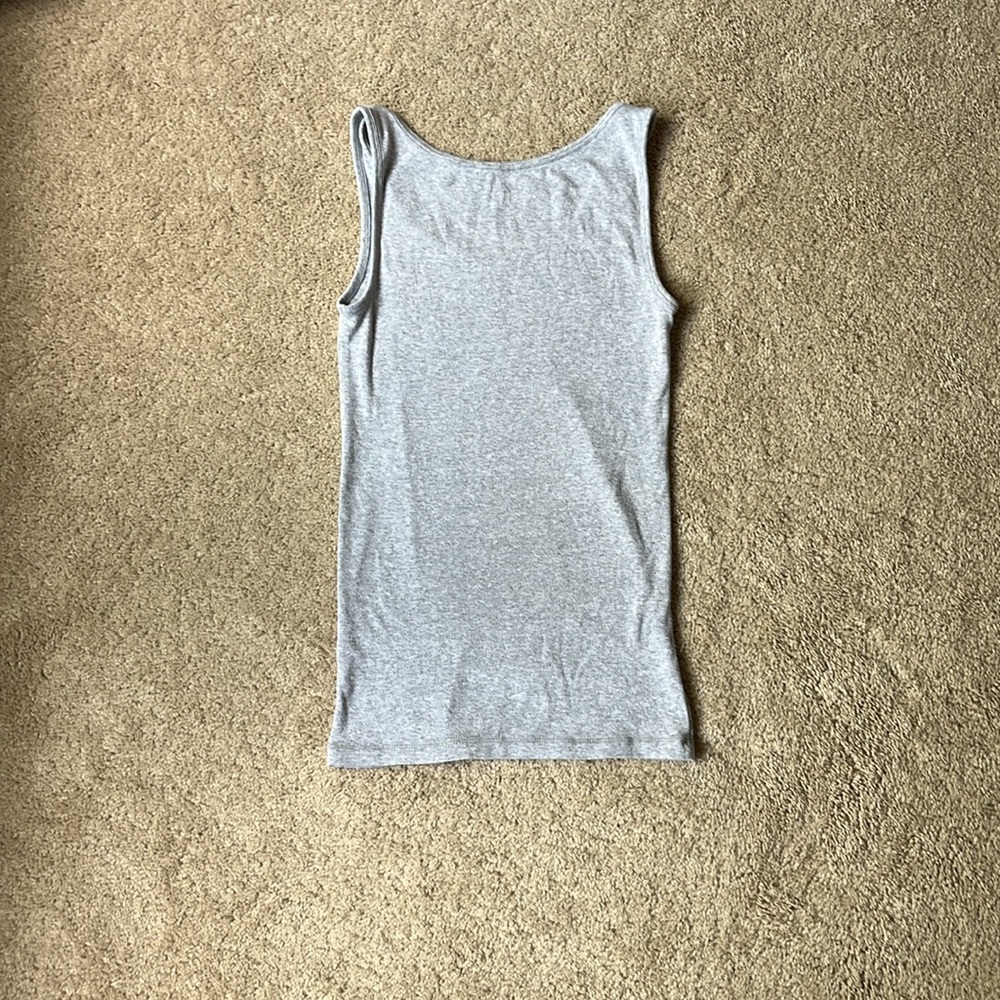 GAP Tank Top - Picture 3 of 3